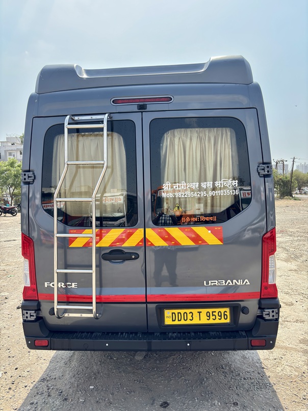 16 Seater AC Bus